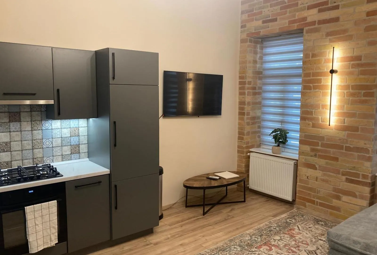 Koedvirag Apartman سيغيد شقة
